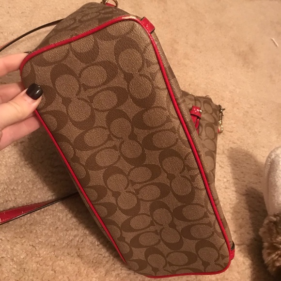 COPY - Large coach tote red and tan - Picture 5 of 6